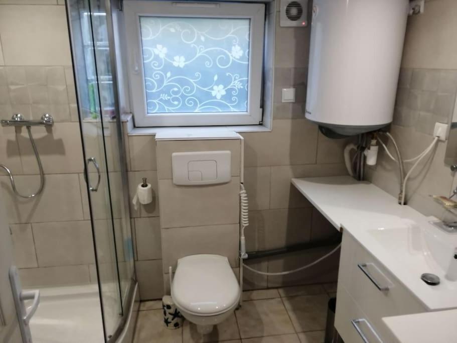 Appartement Aurore En Rez De Jardin Avec Parking Gratuit Vence Exterior foto